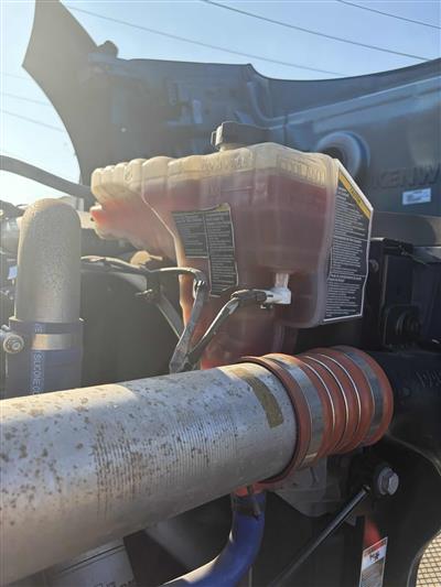 2025 Kenworth T880