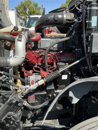 2021 Mack AN64T