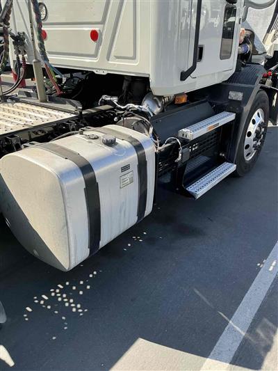 2021 Mack AN64T