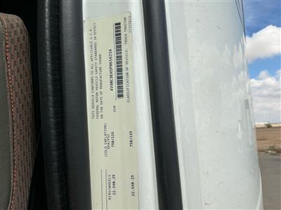 2023 Volvo VNL64T860