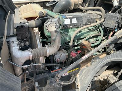 2023 Volvo VNL64T860