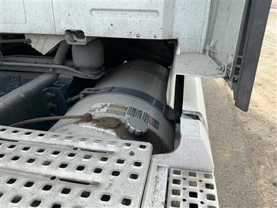 2023 Volvo VNL64T860