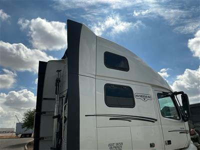 2023 Volvo VNL64T860