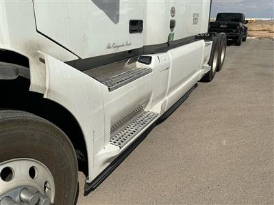 2023 Volvo VNL64T860