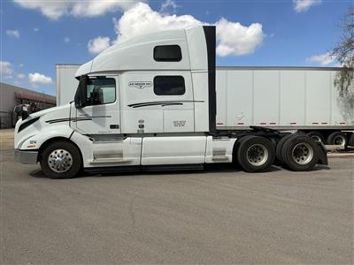 2023 Volvo VNL64T860