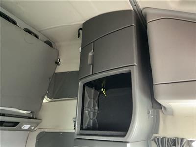 2023 Volvo VNL64T860