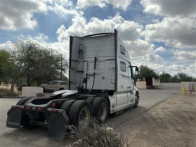 2023 Volvo VNL64T860