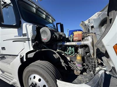 2023 Volvo VNL64T860