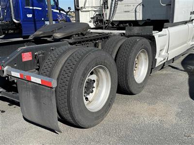 2023 Volvo VNL64T860