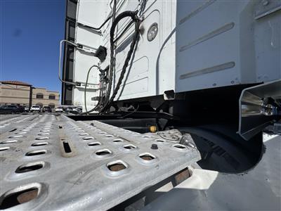 2023 Volvo VNL64T860