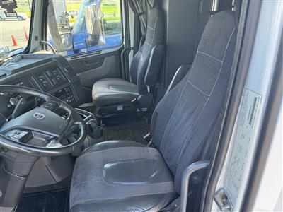 2023 Volvo VNL64T860