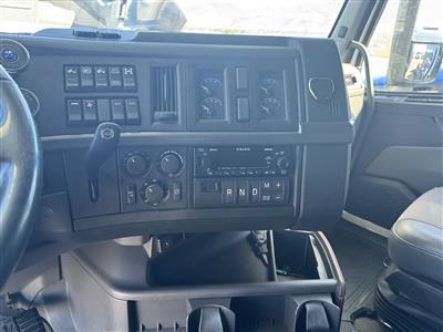 2023 Volvo VNL64T860