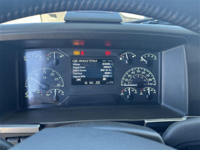 2023 Volvo VNL64T860