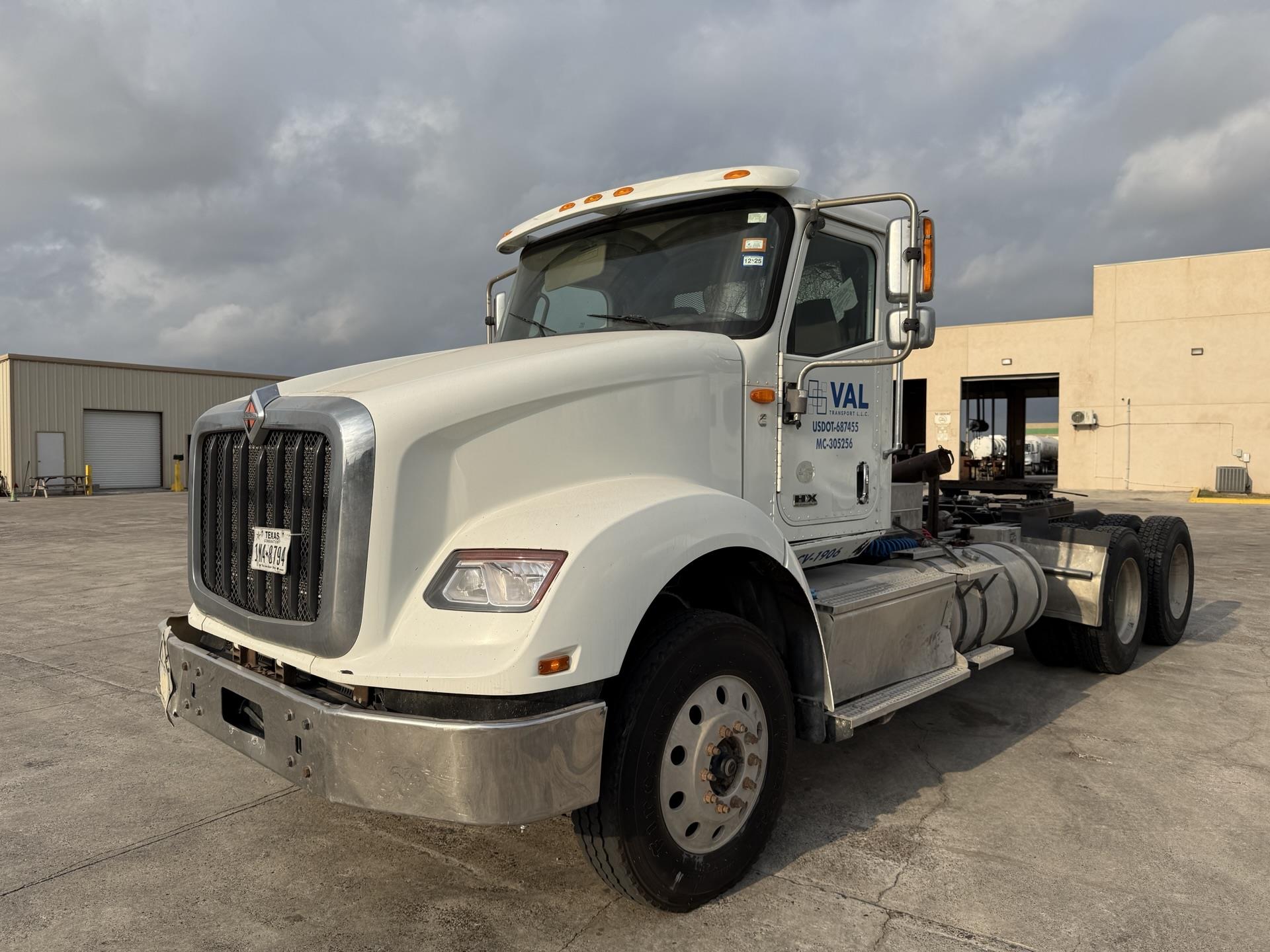 2019 International HX620