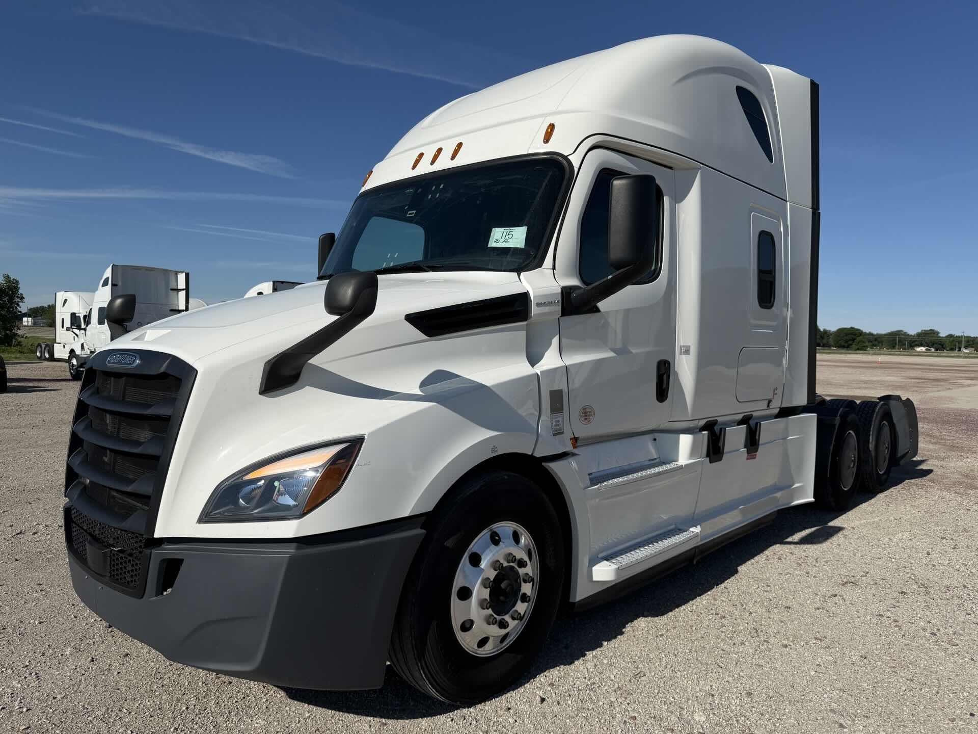 2020 Freightliner PT126064ST