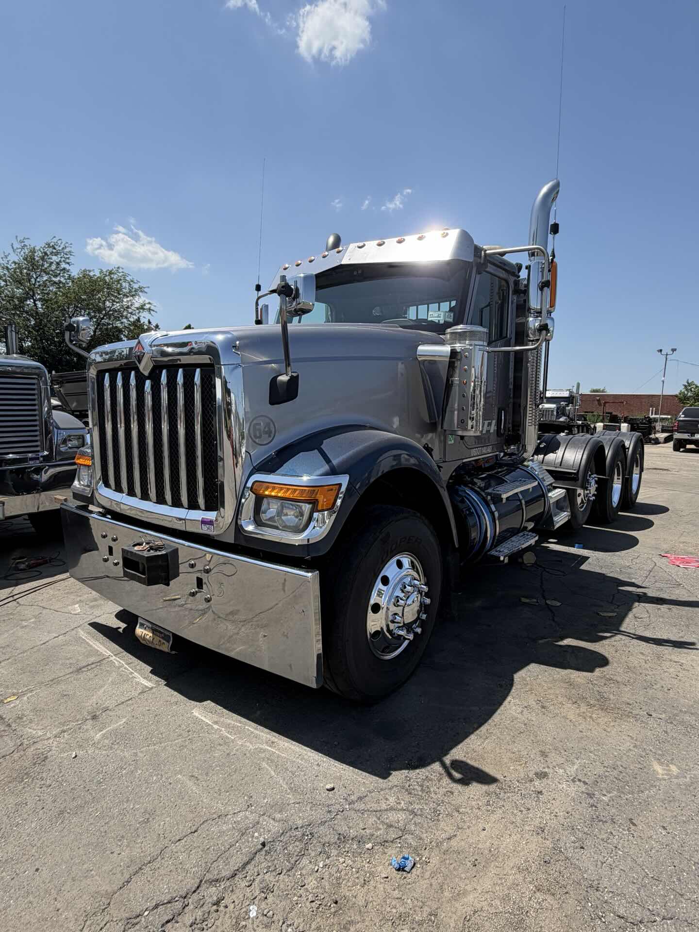 2018 International HX520