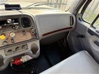 2021 Freightliner M2 106