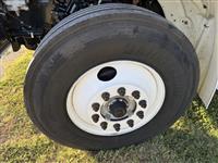 2021 Freightliner M2 106