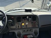 2021 Freightliner M2 106