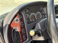 2021 Freightliner M2 106