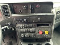 2022 International LT625