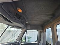 2010 Freightliner CA125