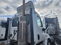 2010 Freightliner CA125