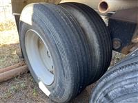 1981 Heil 1040 cu.ft.