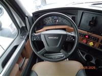 2022 Freightliner PT126SLP