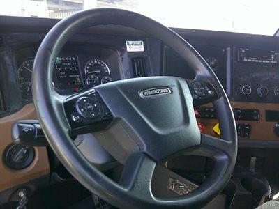 2022 Freightliner 