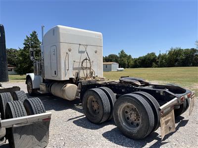 2020 Peterbilt 389