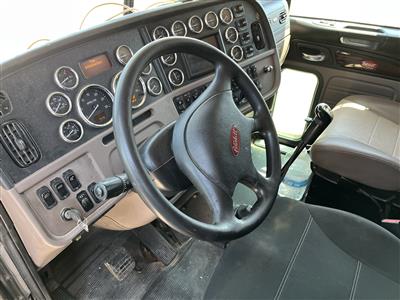 2020 Peterbilt 389