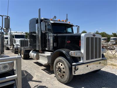 2020 Peterbilt 389