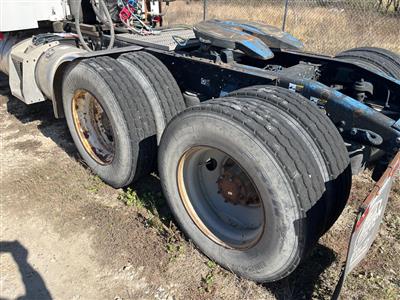 2013 Peterbilt 367