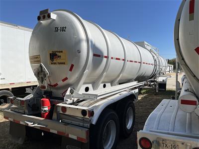 2011 Heil 8800 gallon
