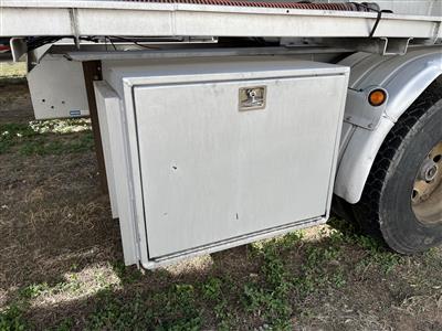 2011 Heil 8800 gallon