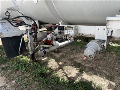 2011 Heil 8800 gallon