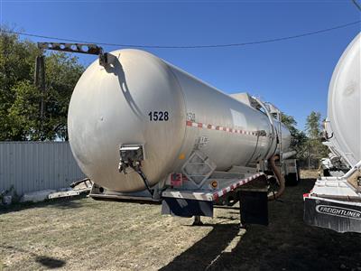 2014 Troxell 8400 gallon