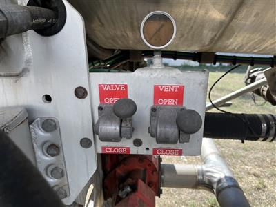2014 Troxell 8400 gallon