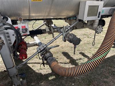 2014 Troxell 8400 gallon