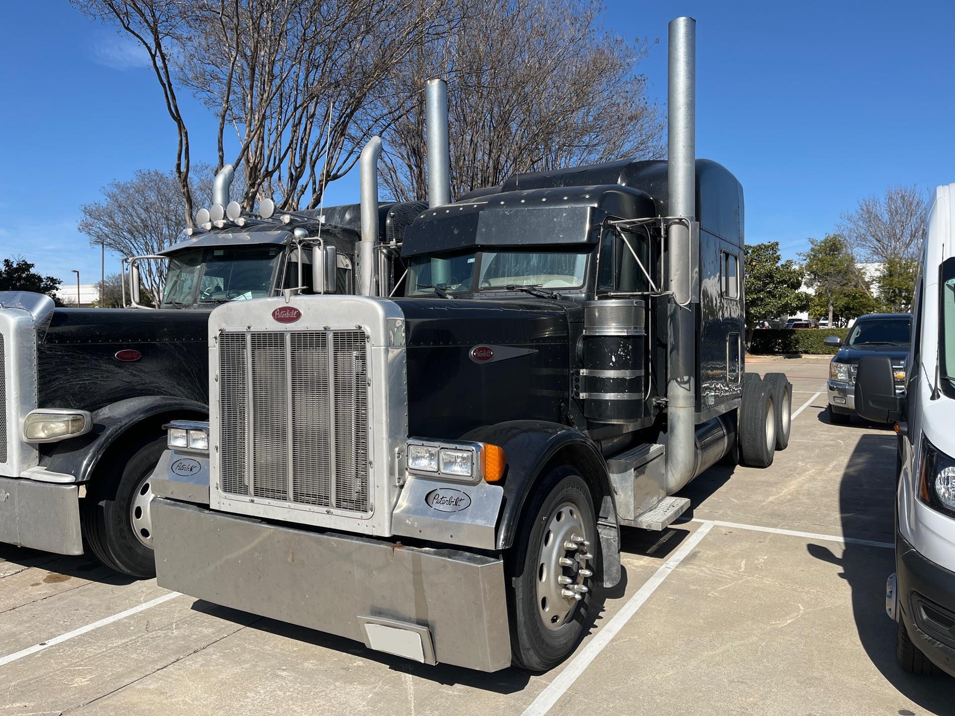 2003 Peterbilt 379