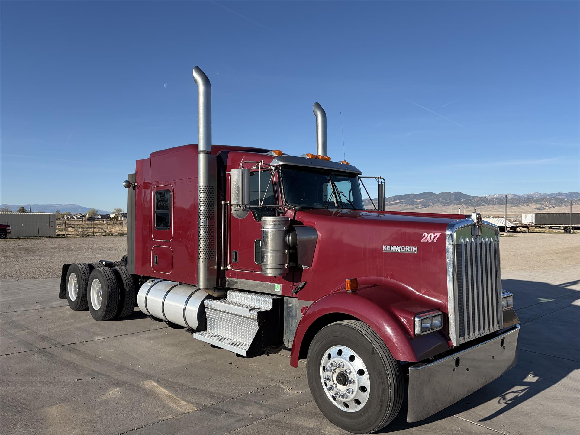 2021 Kenworth W900B