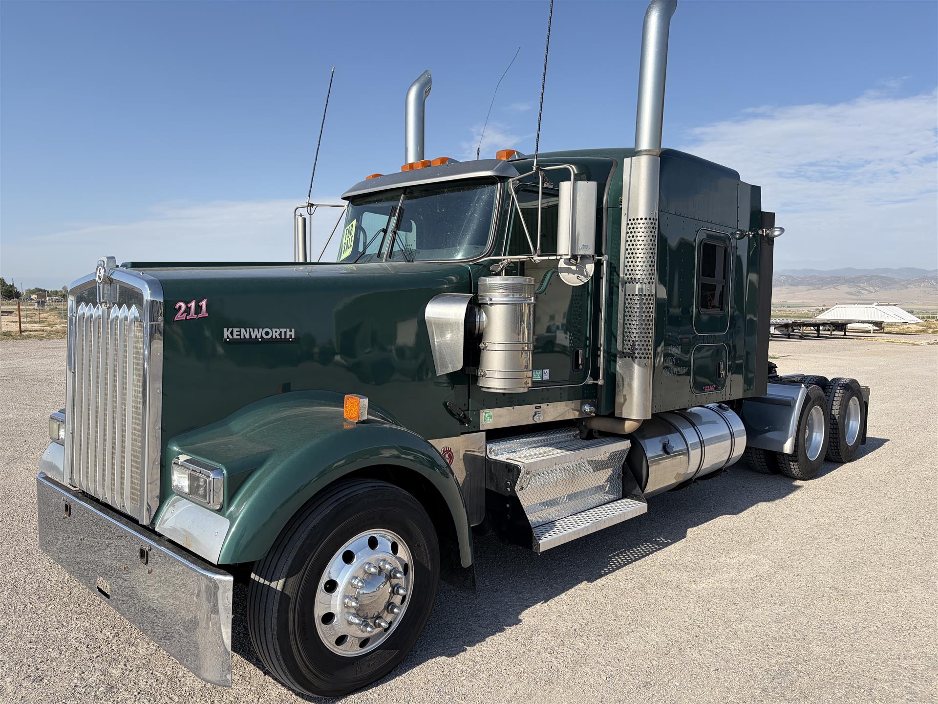 2021 Kenworth W900B