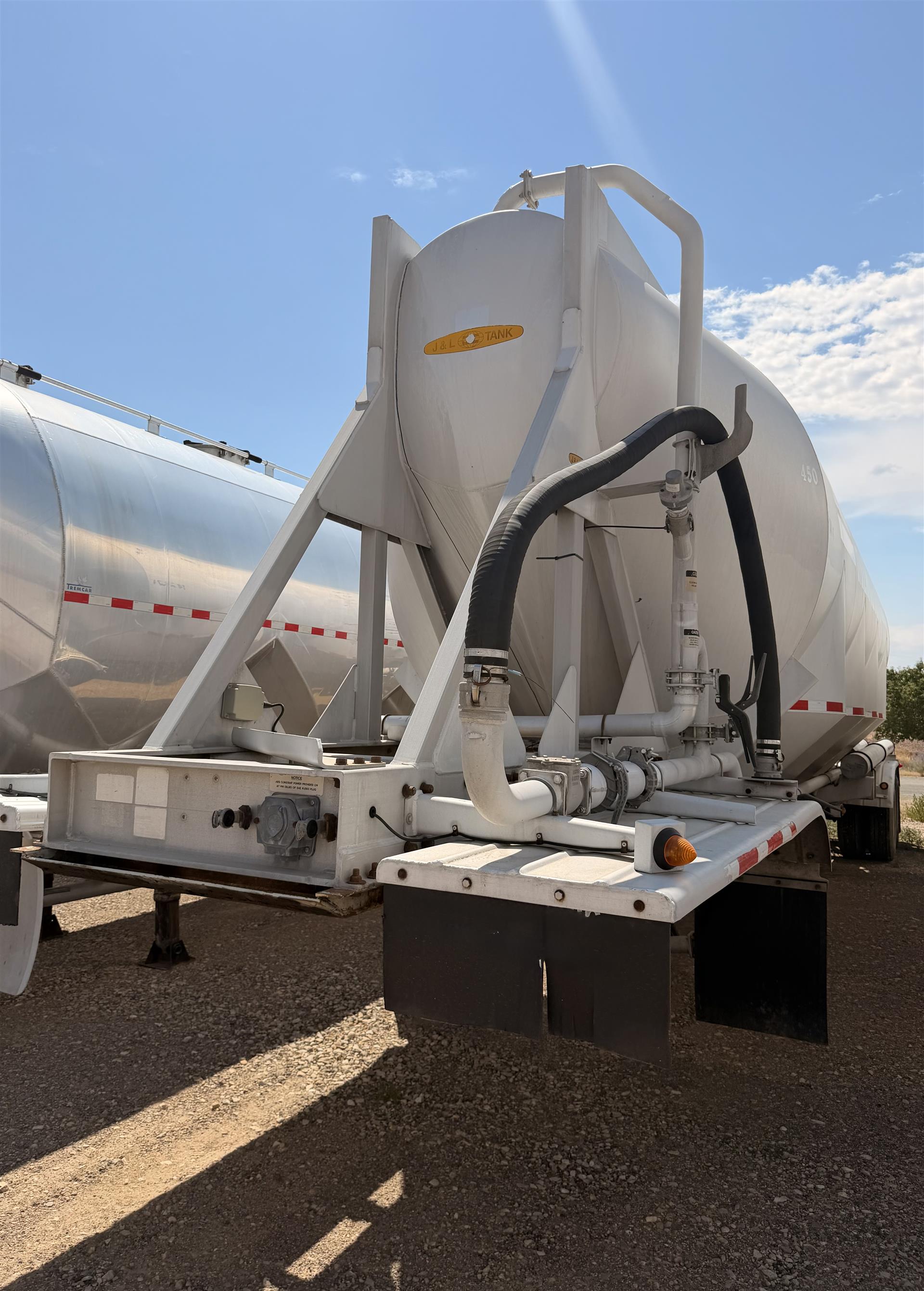 2004 J&L 1600