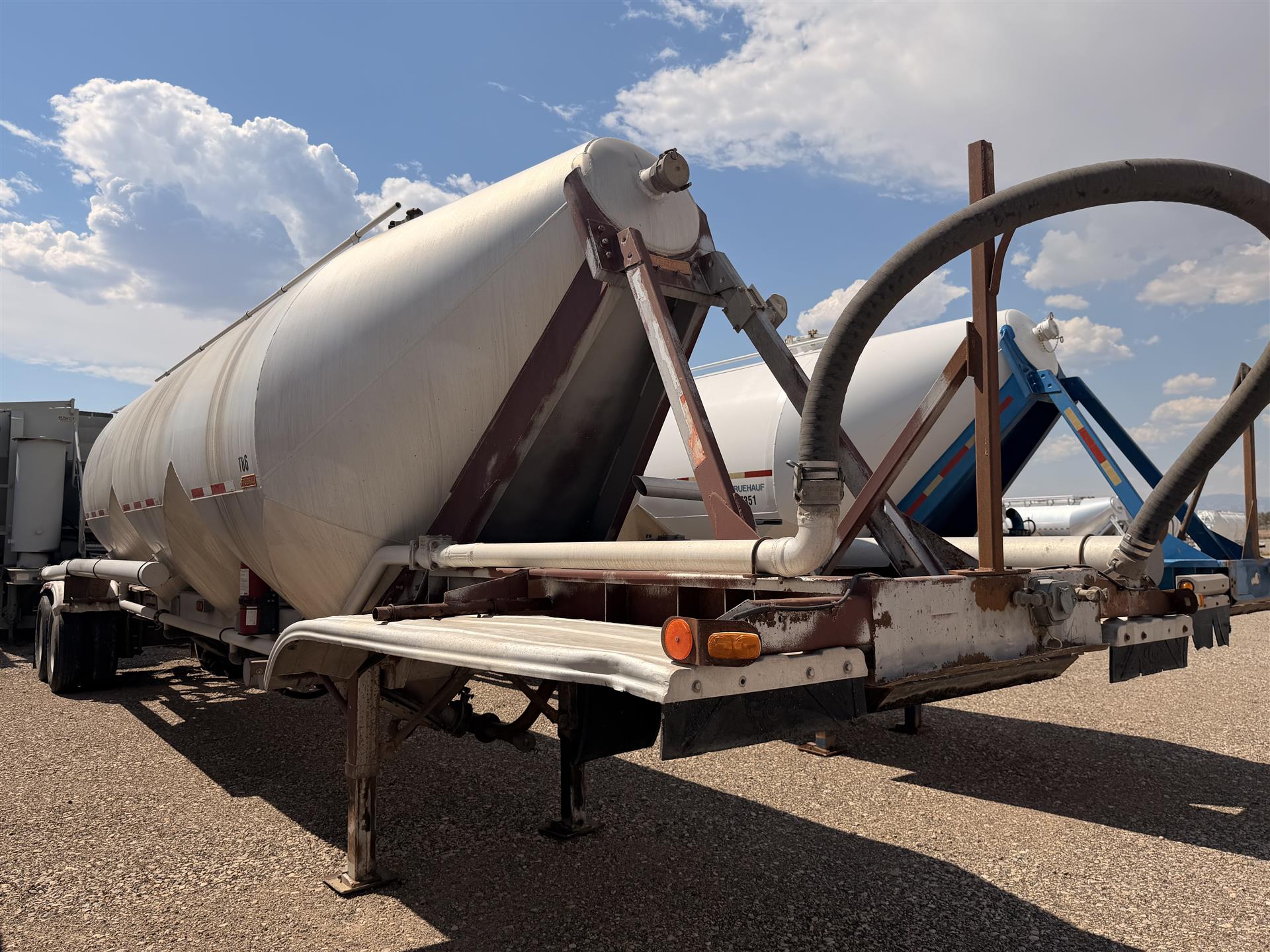 1989 Fruehauf 1040
