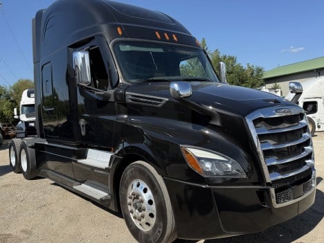 2022 Freightliner PT126SLP