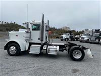 2024 Peterbilt 389