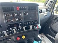 2024 Kenworth T680