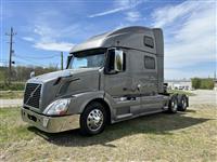 2014 Volvo VNL780