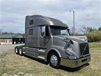 2014 Volvo VNL780